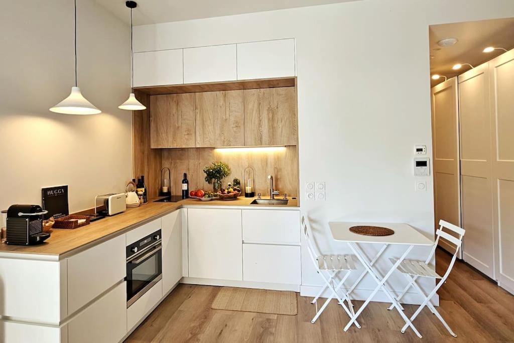 Arcareve - Grand Studio De Standing Avec Terrasse, Jardin Et Acces Direct A La Plage Arcachon Bagian luar foto